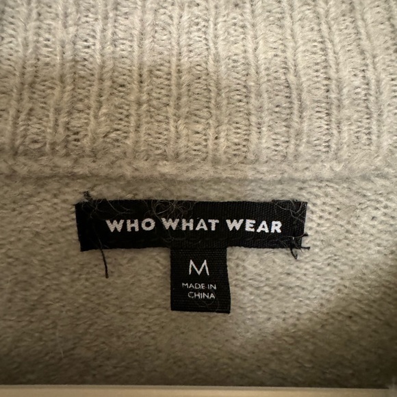 Who What Wear Light Green Sweater with Button Sleeve Details - Picture 3 of 3